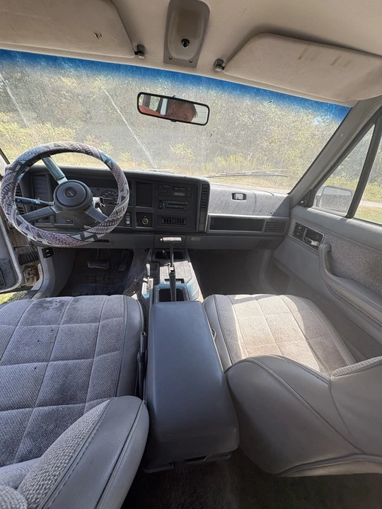 1992 Jeep XJ Cherokee - Image 29 of 31