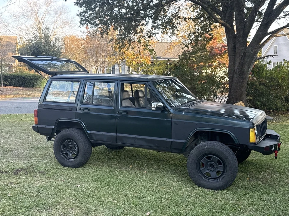 1992 Jeep XJ Cherokee - Image 2 of 14
