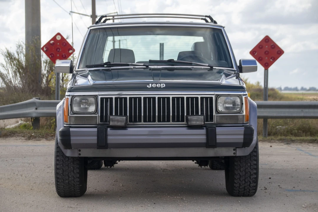 1992 Jeep XJ Cherokee - Image 6 of 31