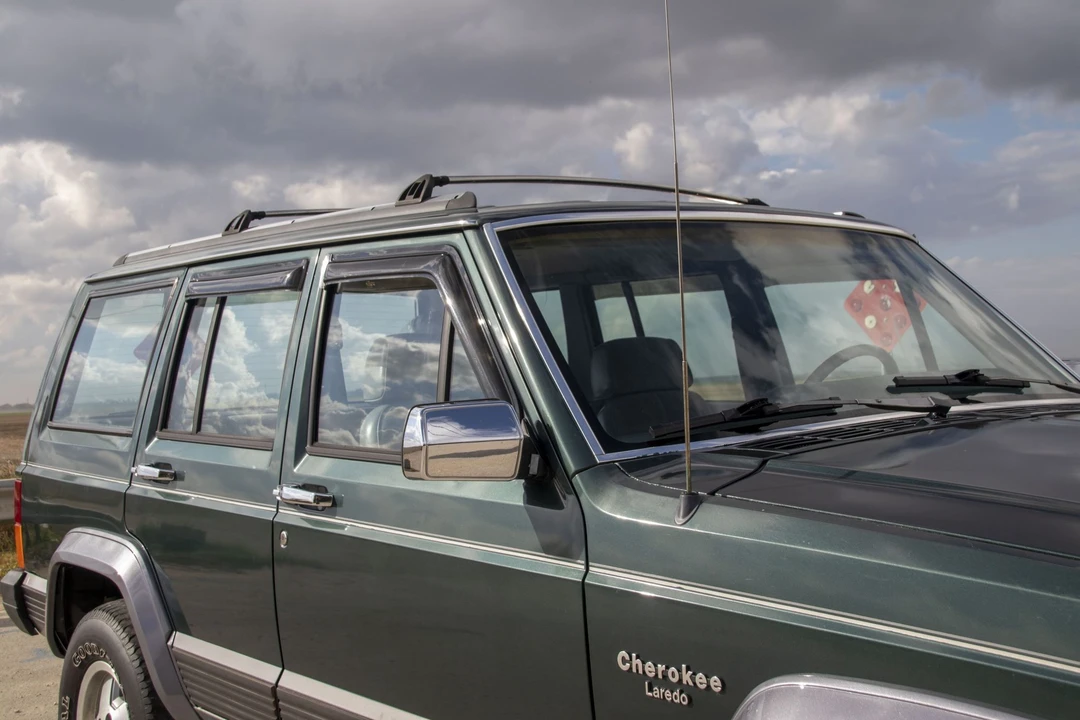 1992 Jeep XJ Cherokee - Image 28 of 31
