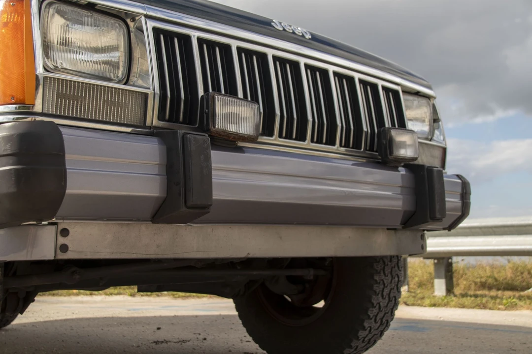 1992 Jeep XJ Cherokee - Image 18 of 31