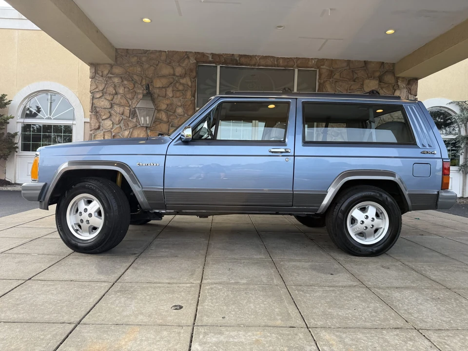 1992 Jeep XJ Cherokee - Image 6 of 31
