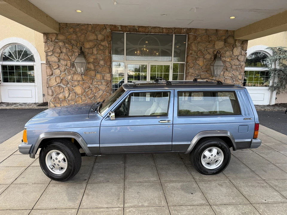 1992 Jeep XJ Cherokee - Image 8 of 31