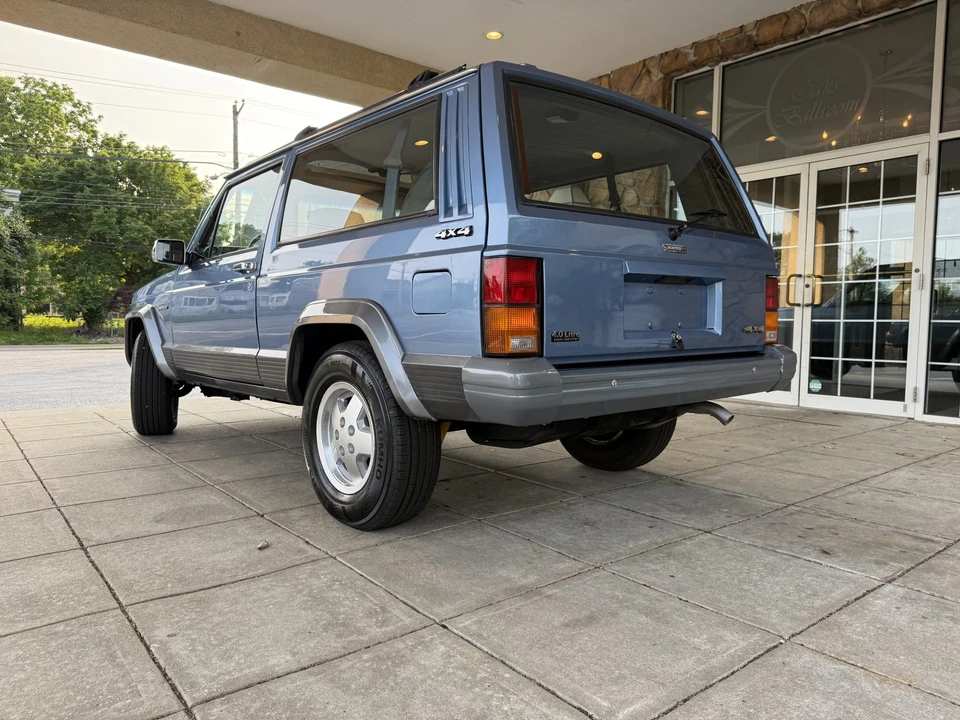 1992 Jeep XJ Cherokee - Image 9 of 31