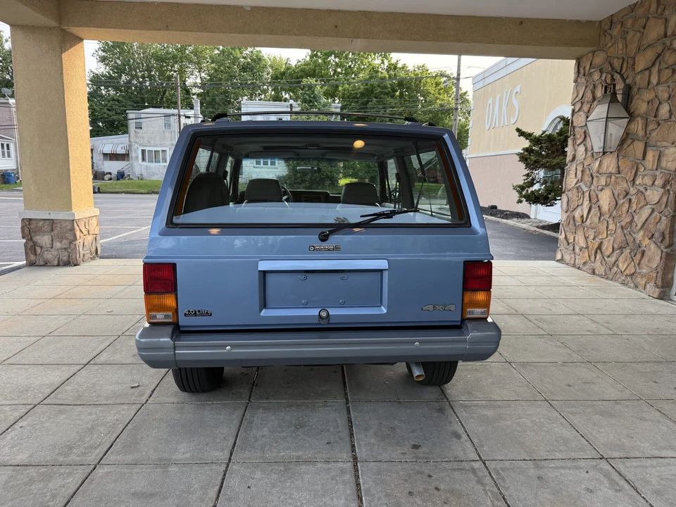 1992 Jeep XJ Cherokee - Image 15 of 31
