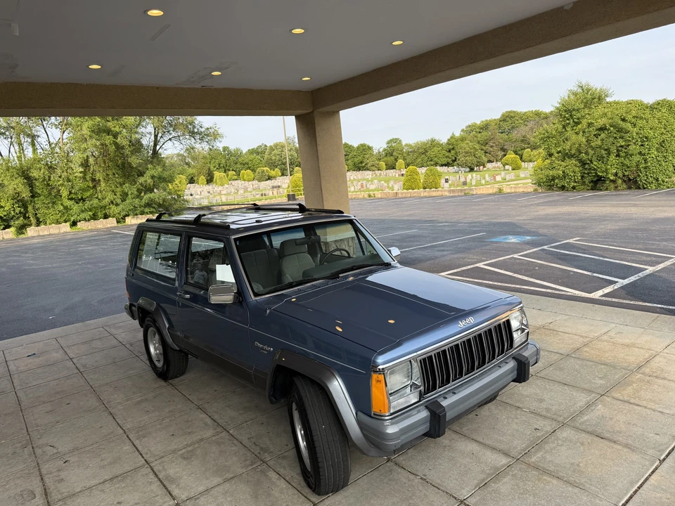 1992 Jeep XJ Cherokee - Image 28 of 31