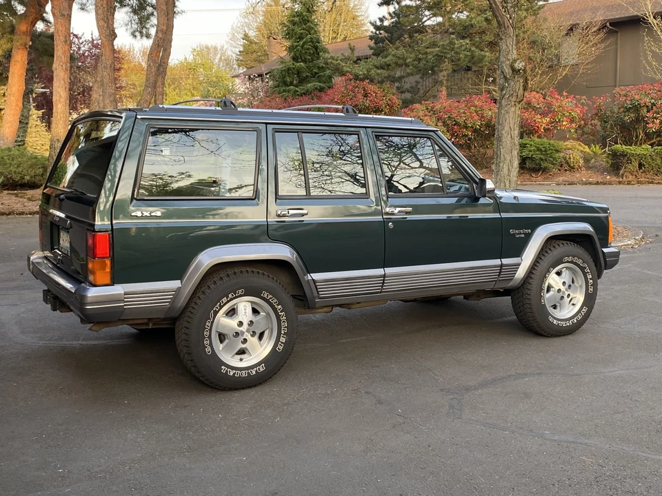 1992 Jeep XJ Cherokee - Image 8 of 31