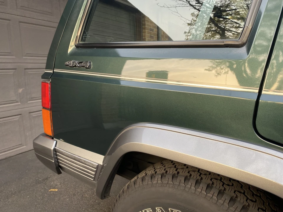 1992 Jeep XJ Cherokee - Image 29 of 31