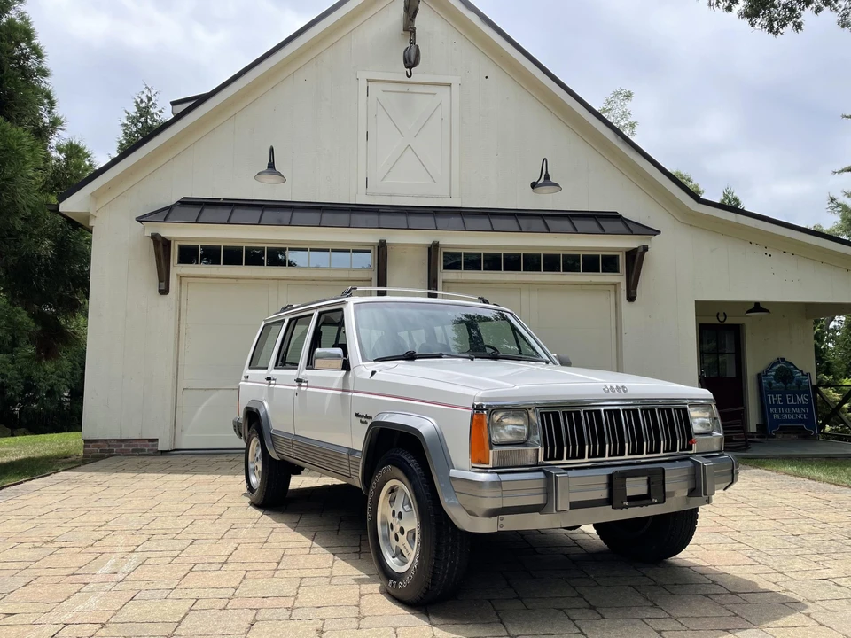 1992 Jeep XJ Cherokee - Image 5 of 31