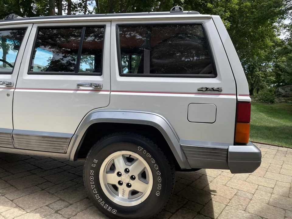 1992 Jeep XJ Cherokee - Image 20 of 31