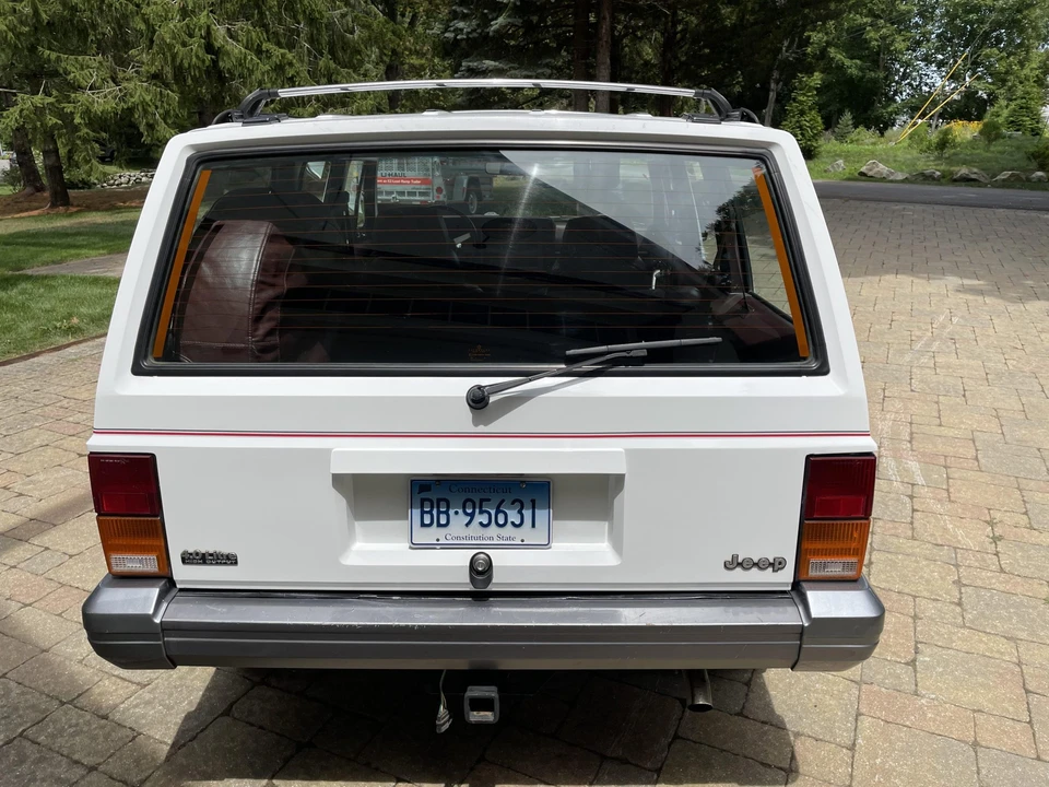 1992 Jeep XJ Cherokee - Image 11 of 31