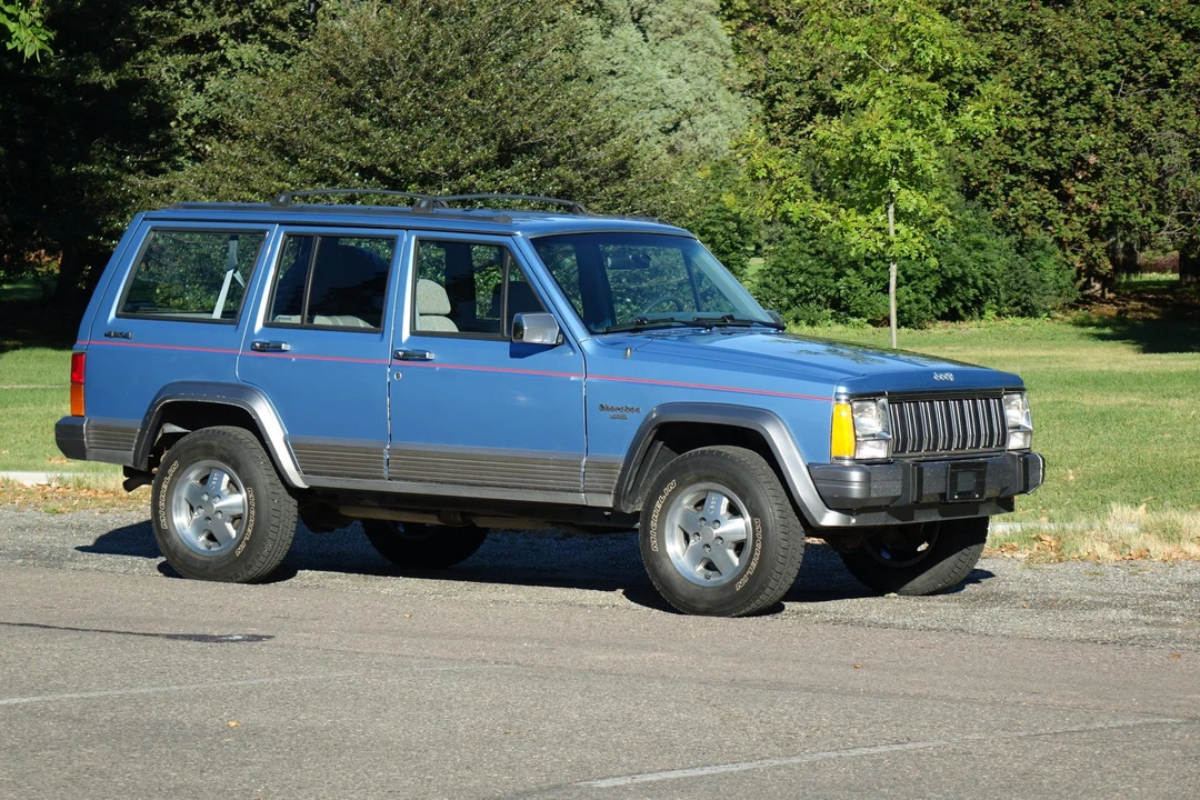 1992 Jeep XJ Cherokee - Image 8 of 31