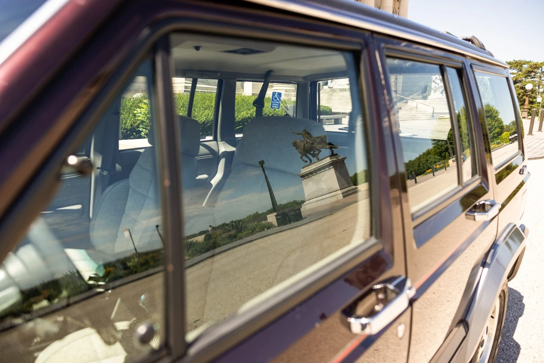 1992 Jeep XJ Cherokee - Image 13 of 31