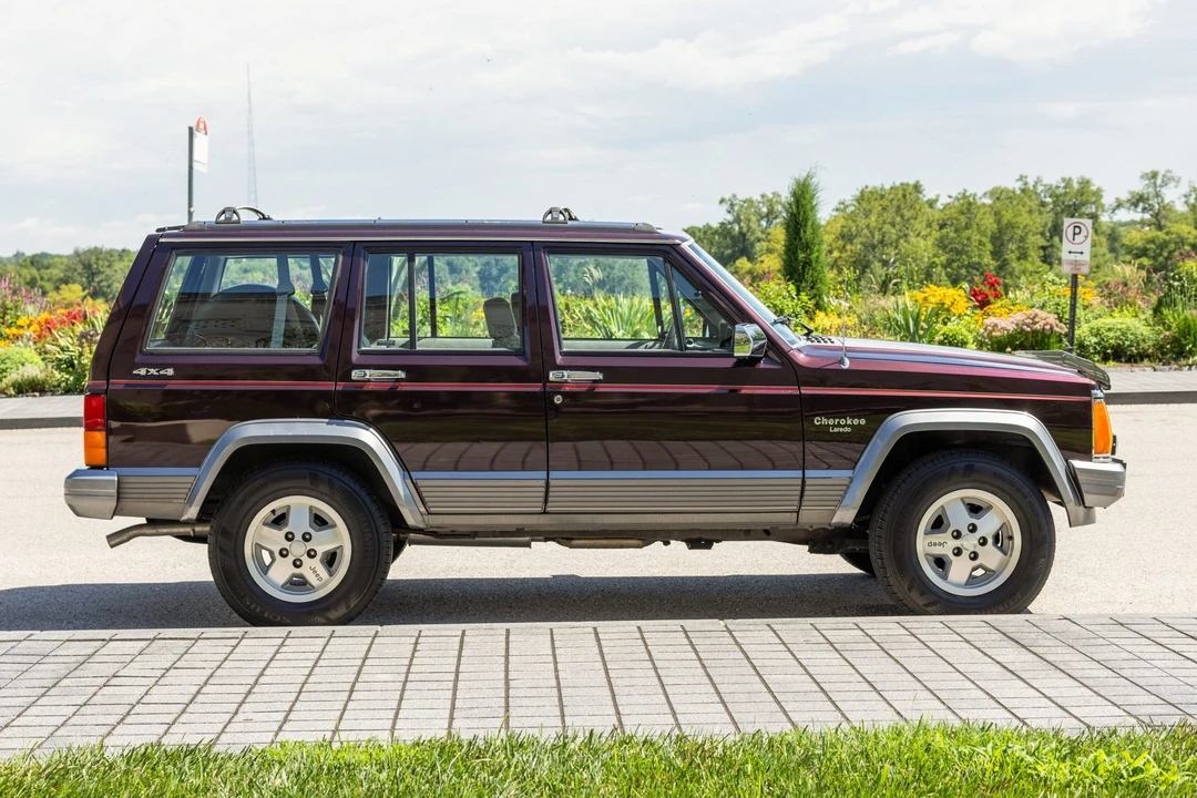 1992 Jeep XJ Cherokee - Image 7 of 31