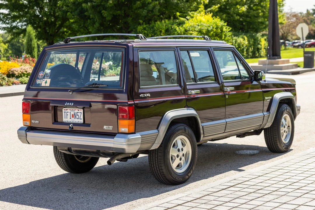 1992 Jeep XJ Cherokee - Image 6 of 31