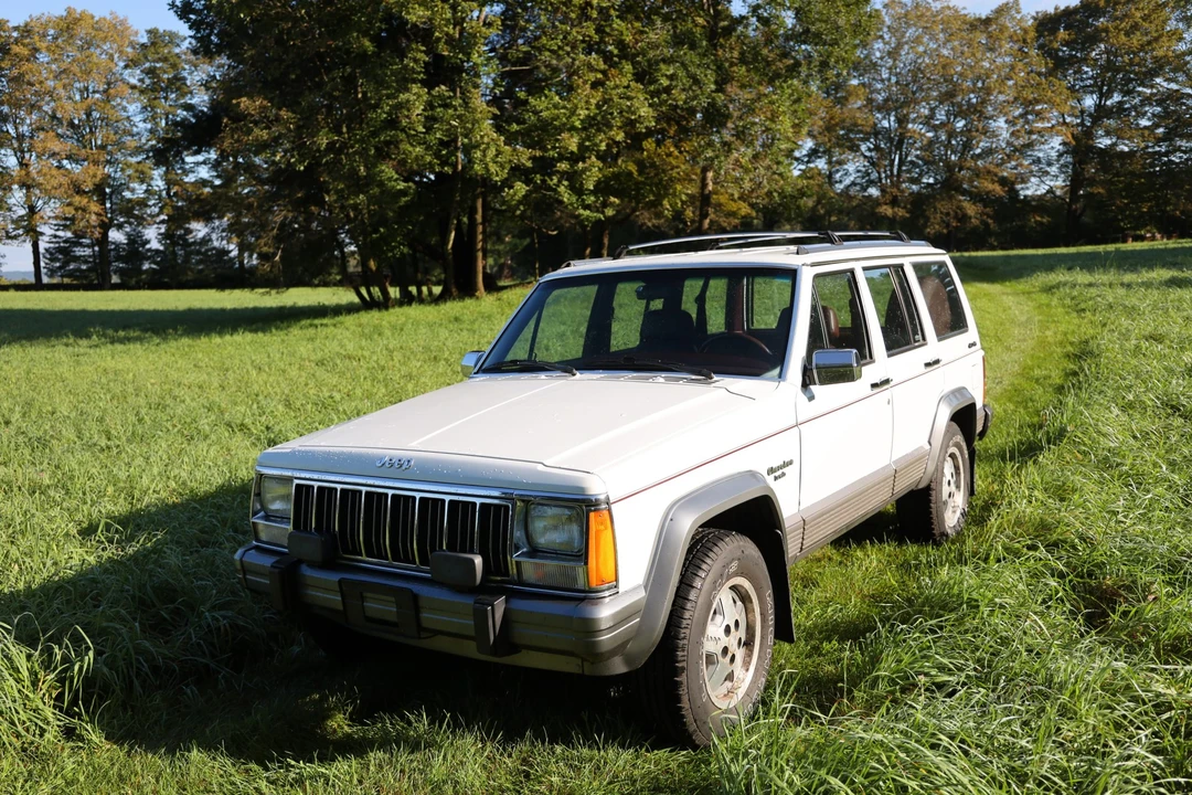 1992 Jeep XJ Cherokee - Image 26 of 31