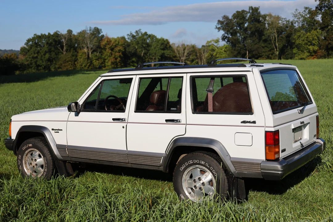 1992 Jeep XJ Cherokee - Image 9 of 31