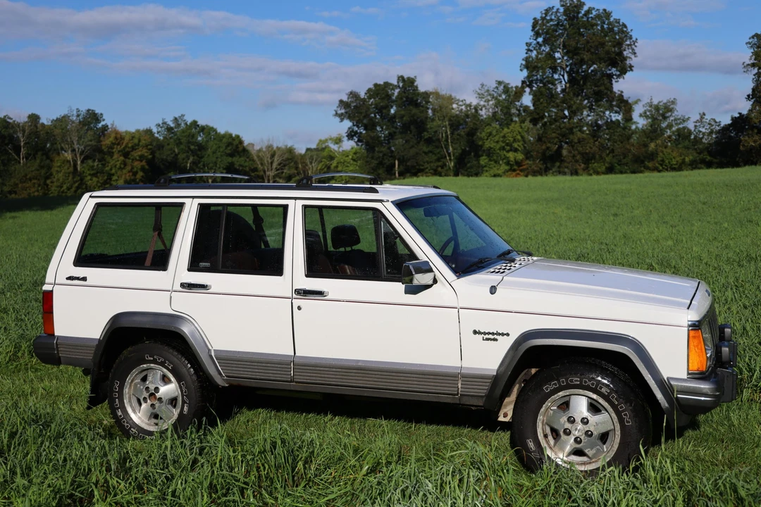 1992 Jeep XJ Cherokee - Image 20 of 31