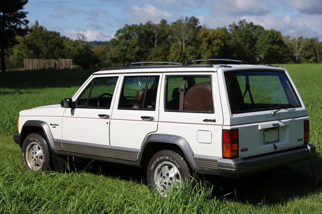 1992 Jeep XJ Cherokee - Image 10 of 31