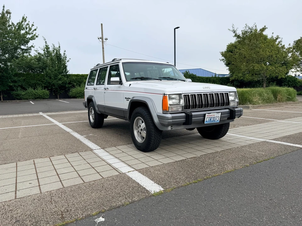 1992 Jeep XJ Cherokee - Image 6 of 31