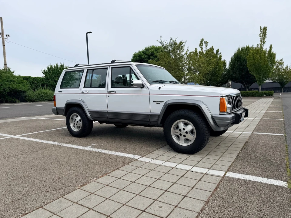 1992 Jeep XJ Cherokee - Image 7 of 31