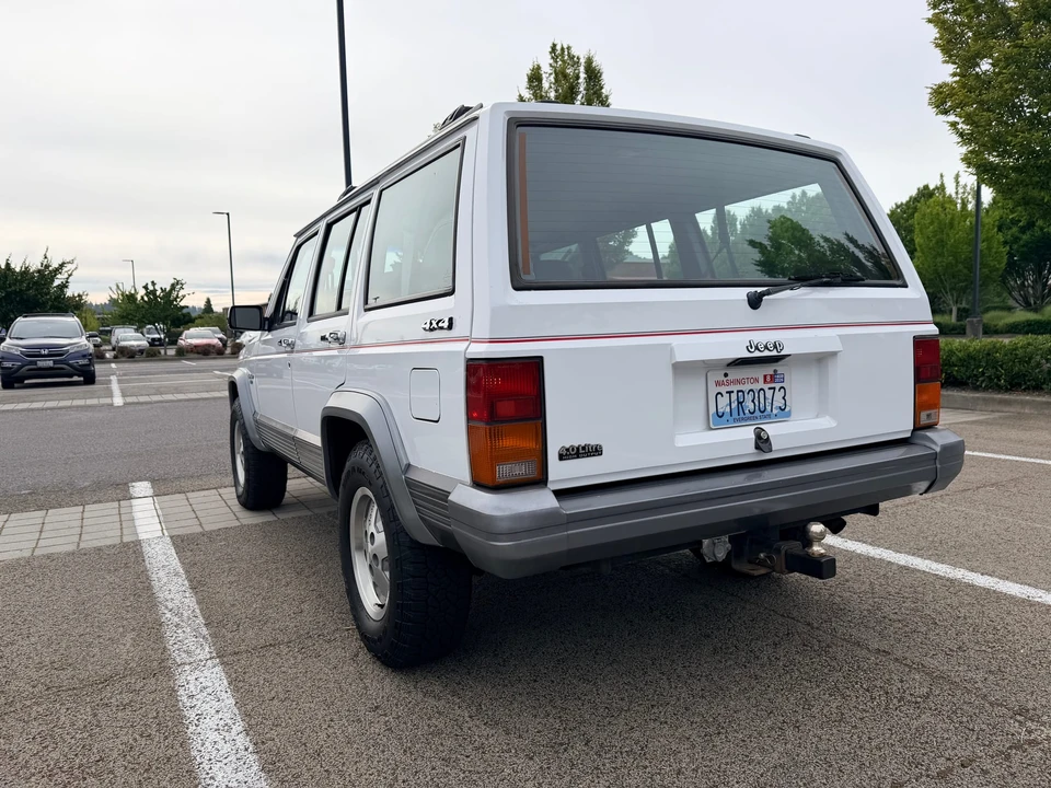 1992 Jeep XJ Cherokee - Image 20 of 31