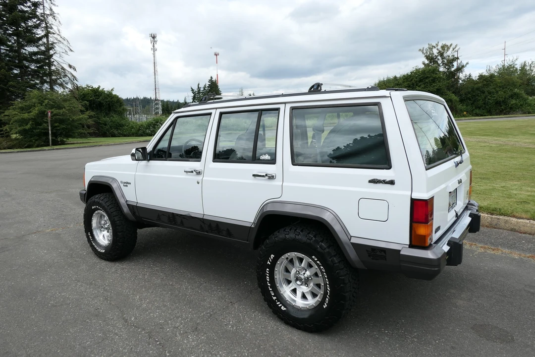 1992 Jeep XJ Cherokee - Image 6 of 31