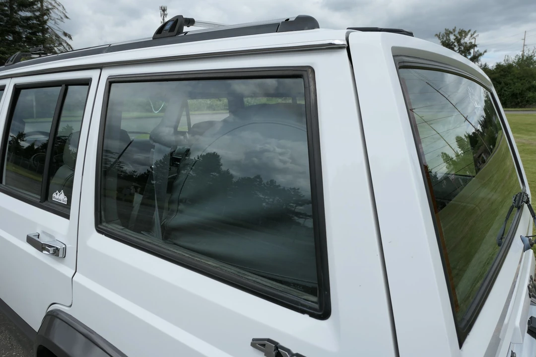 1992 Jeep XJ Cherokee - Image 24 of 31