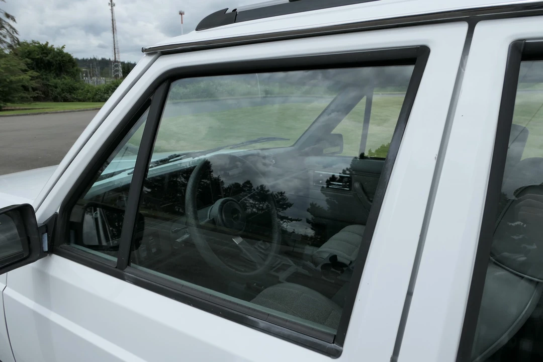 1992 Jeep XJ Cherokee - Image 22 of 31