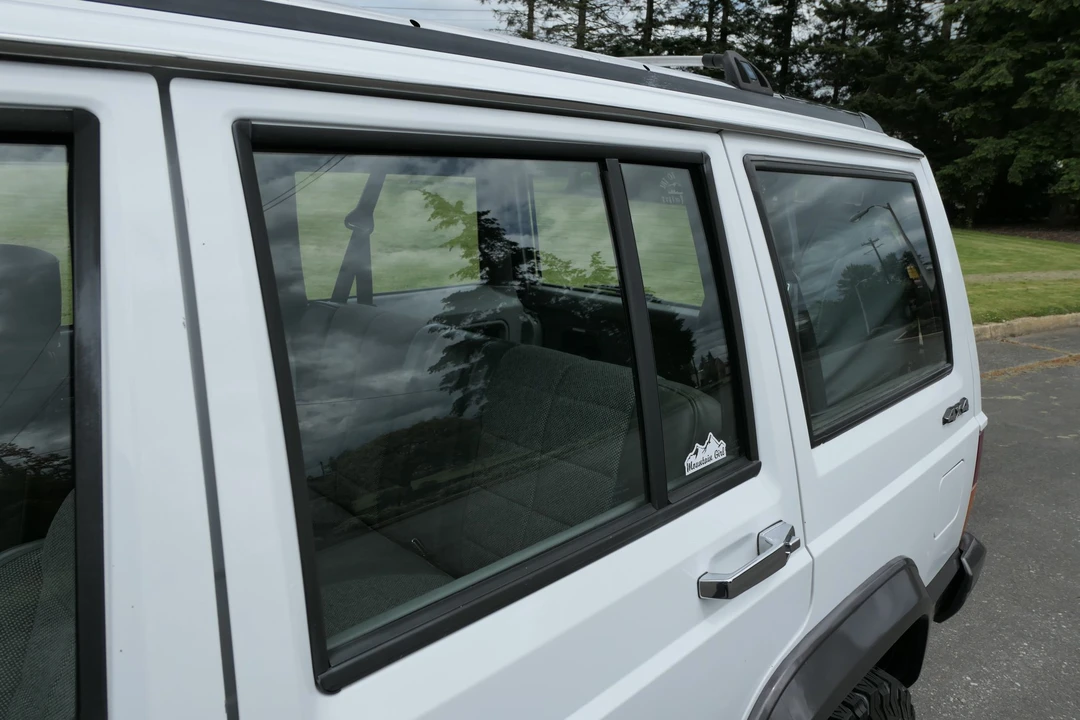 1992 Jeep XJ Cherokee - Image 20 of 31