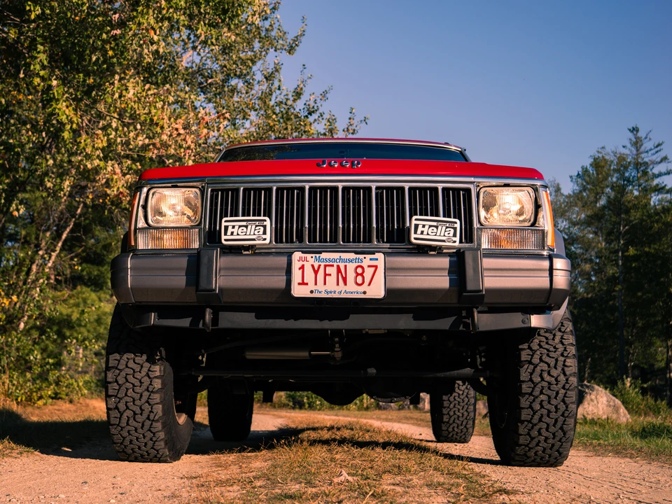 1992 Jeep XJ Cherokee - Image 13 of 31