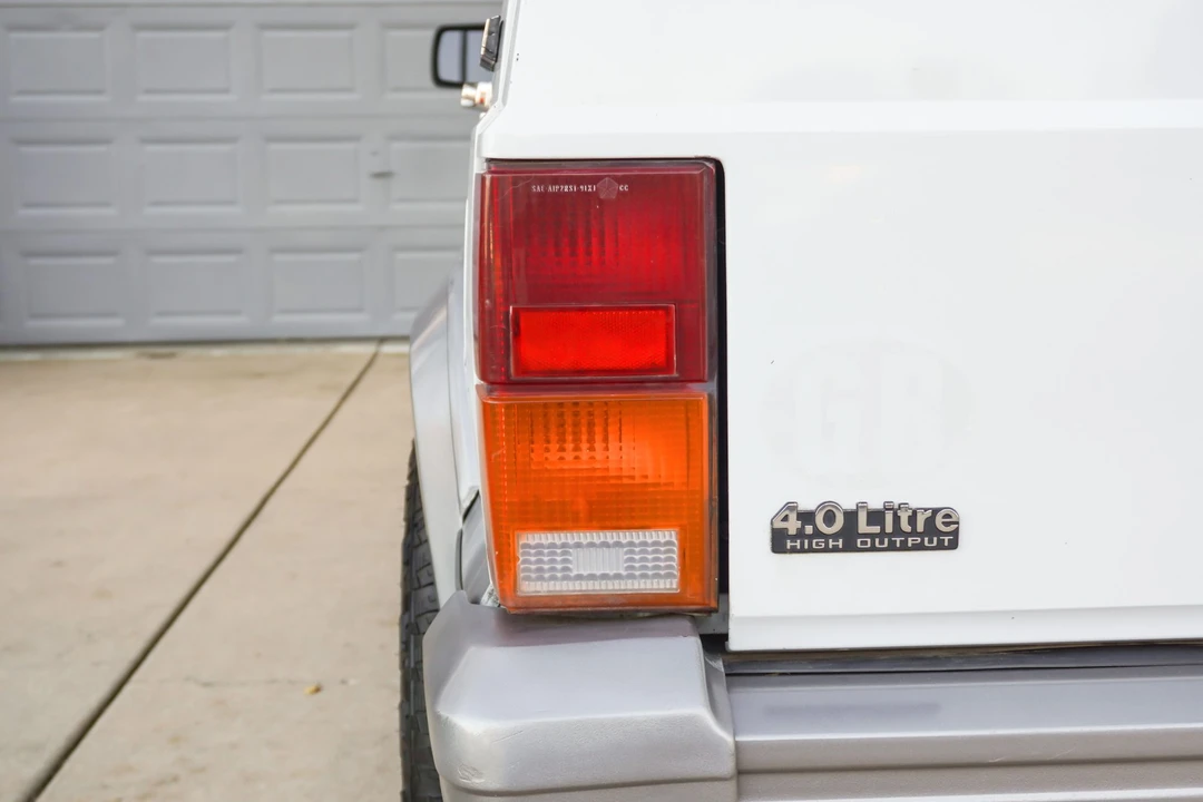 1992 Jeep XJ Cherokee - Image 18 of 31