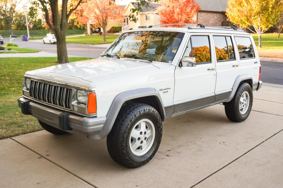 1992 Jeep XJ Cherokee - Image 2 of 31