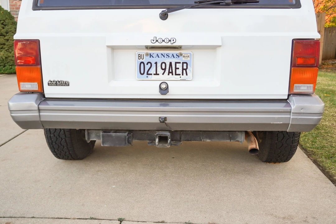 1992 Jeep XJ Cherokee - Image 17 of 31