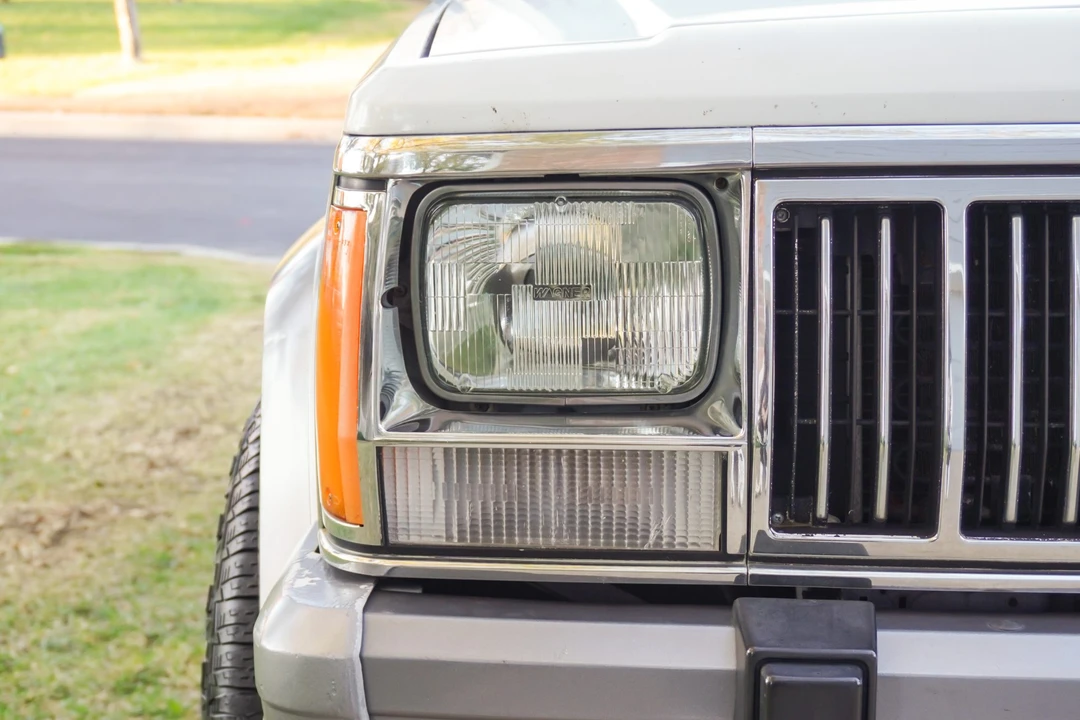 1992 Jeep XJ Cherokee - Image 15 of 31