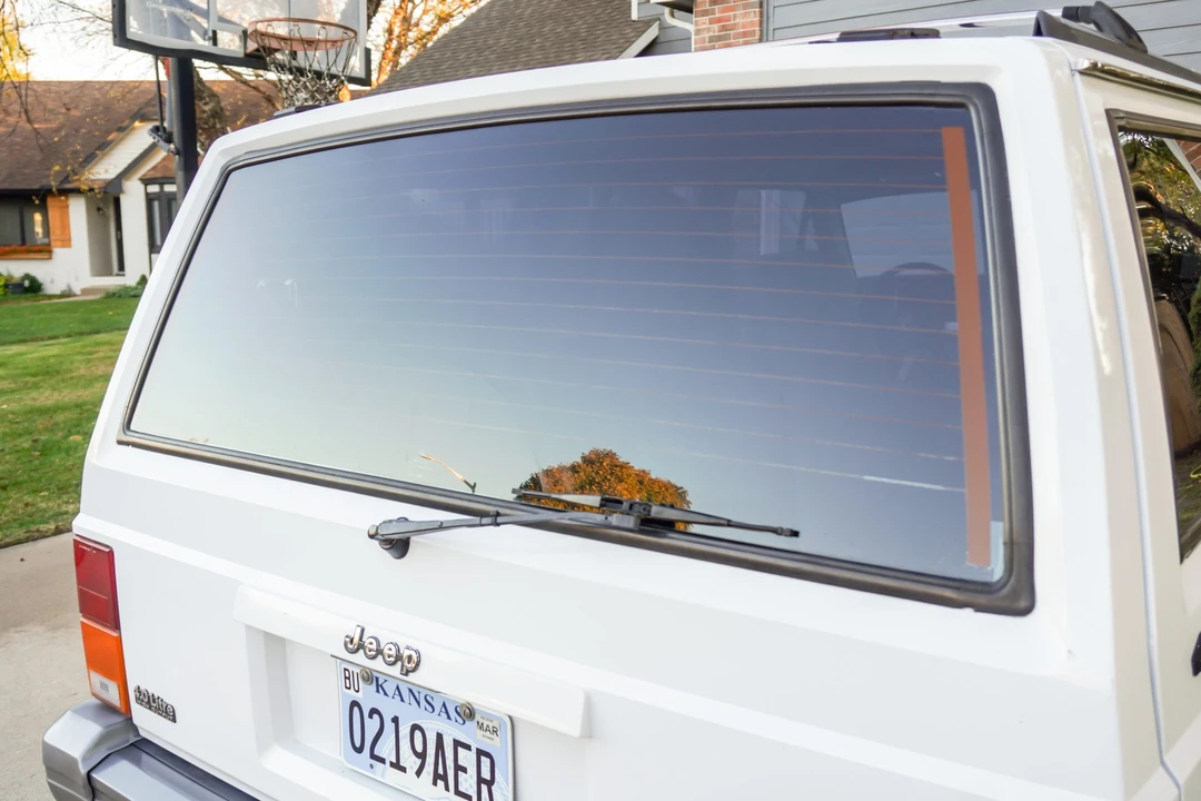 1992 Jeep XJ Cherokee - Image 26 of 31