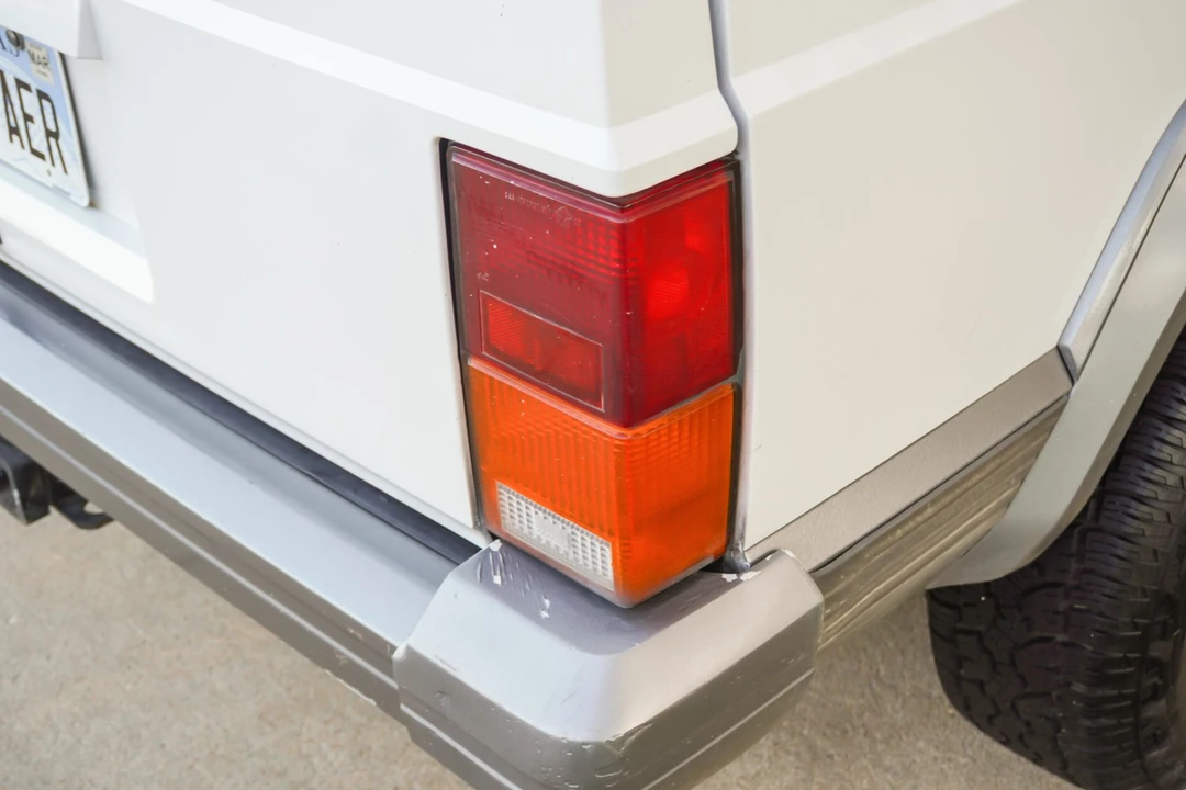 1992 Jeep XJ Cherokee - Image 28 of 31