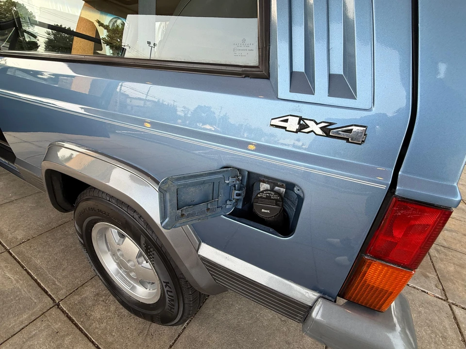 1992 Jeep XJ Cherokee - Image 29 of 31