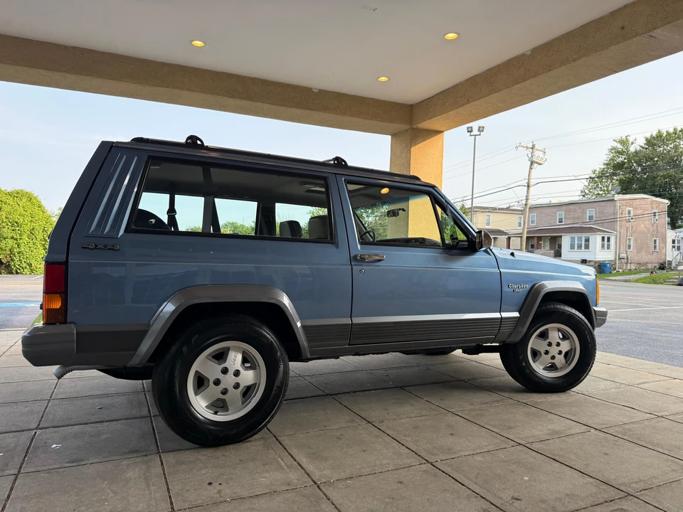 1992 Jeep XJ Cherokee - Image 15 of 31