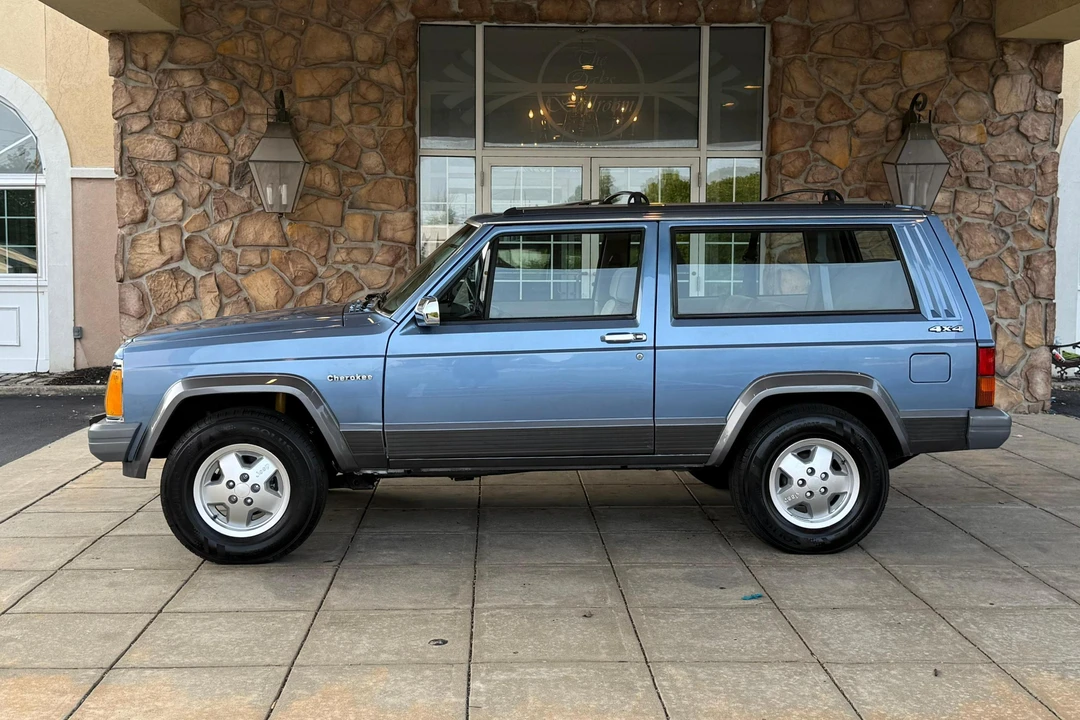 1992 Jeep XJ Cherokee - Image 3 of 31