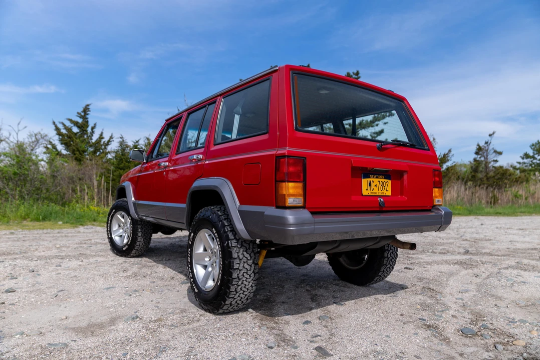 1992 Jeep XJ Cherokee - Image 14 of 22
