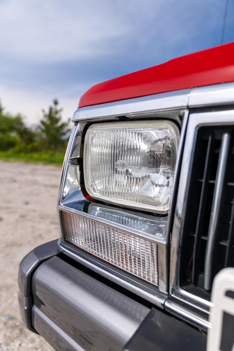 1992 Jeep XJ Cherokee - Image 15 of 22