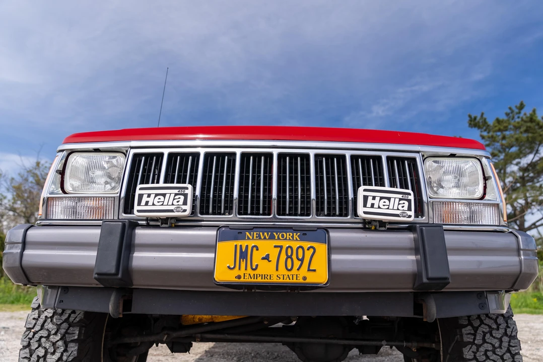 1992 Jeep XJ Cherokee - Image 8 of 22