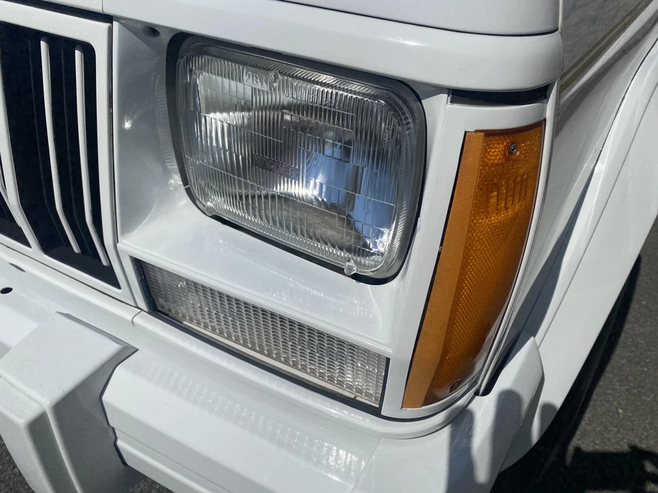 1992 Jeep XJ Cherokee - Image 15 of 31
