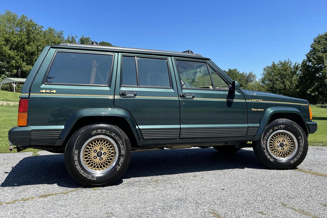 1992 Jeep XJ Cherokee - Image 3 of 10