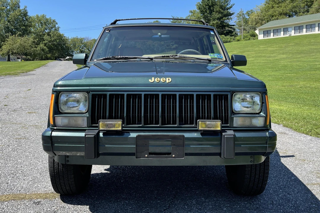 1992 Jeep XJ Cherokee - Image 2 of 10