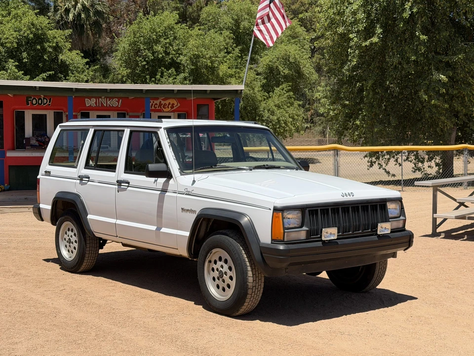 1992 Jeep XJ Cherokee - Image 2 of 31