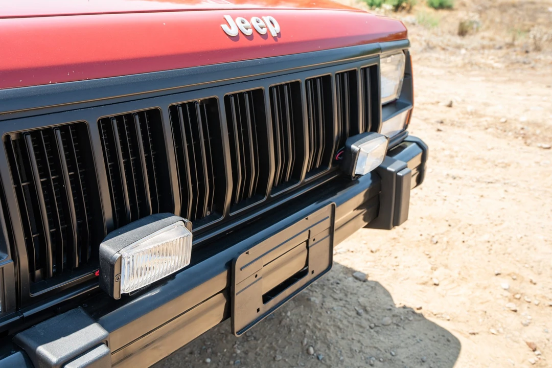 1992 Jeep Comanche - Image 18 of 31