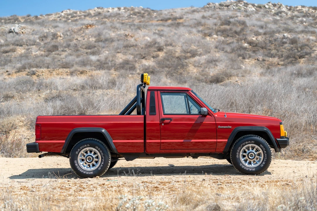 1992 Jeep Comanche - Image 7 of 31