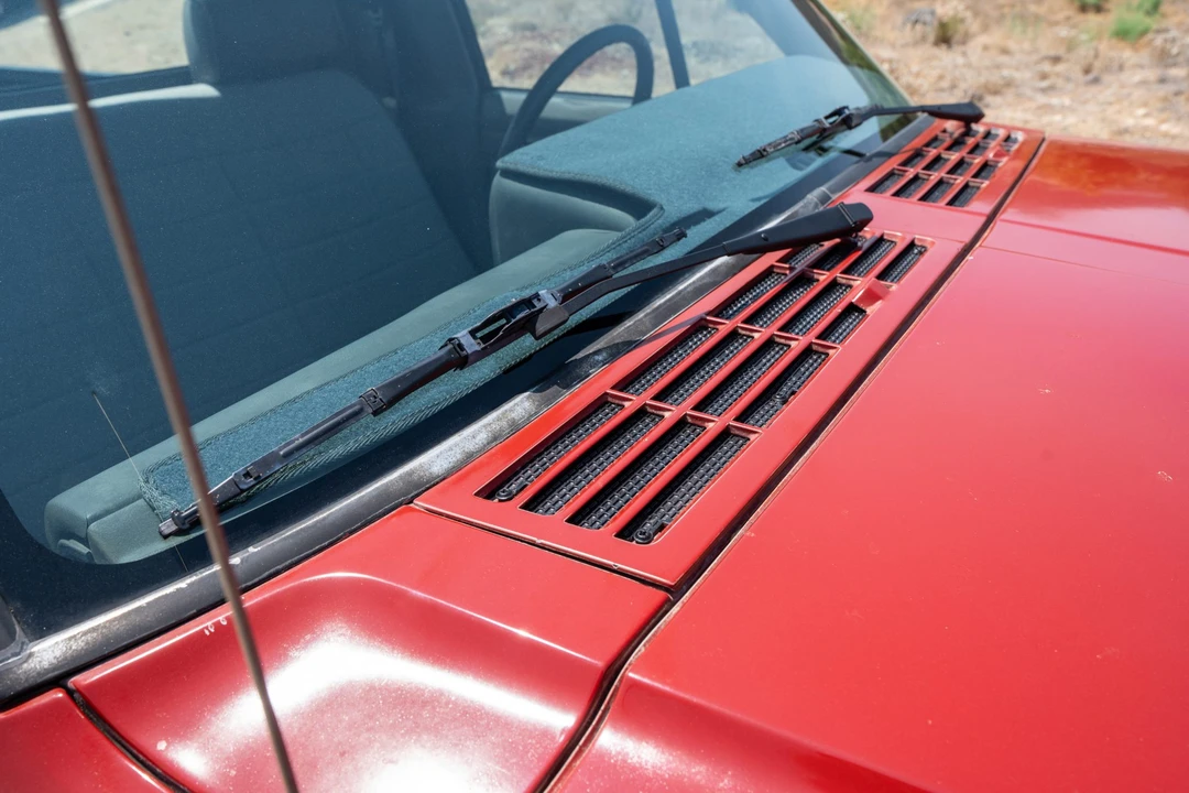 1992 Jeep Comanche - Image 29 of 31
